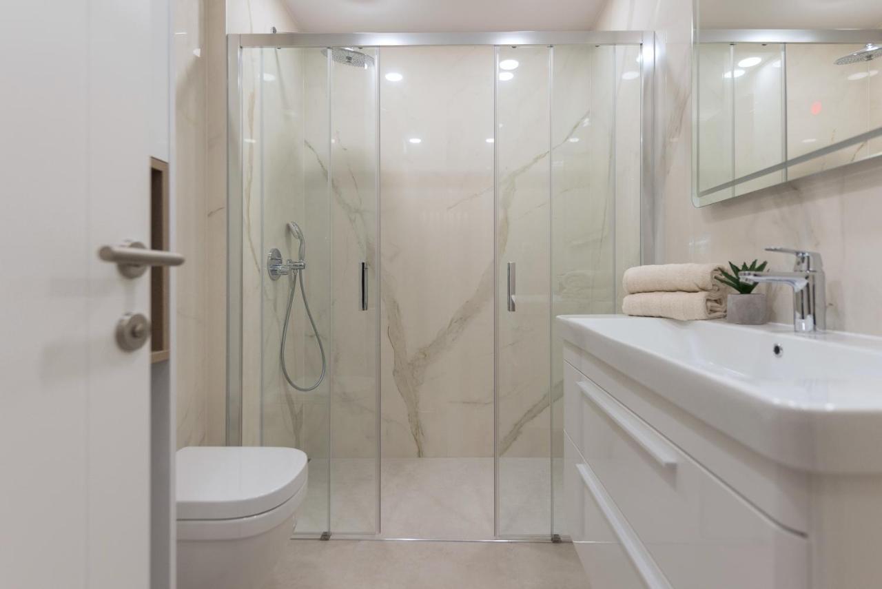 Luxury To Sea-sea&city View Apartament